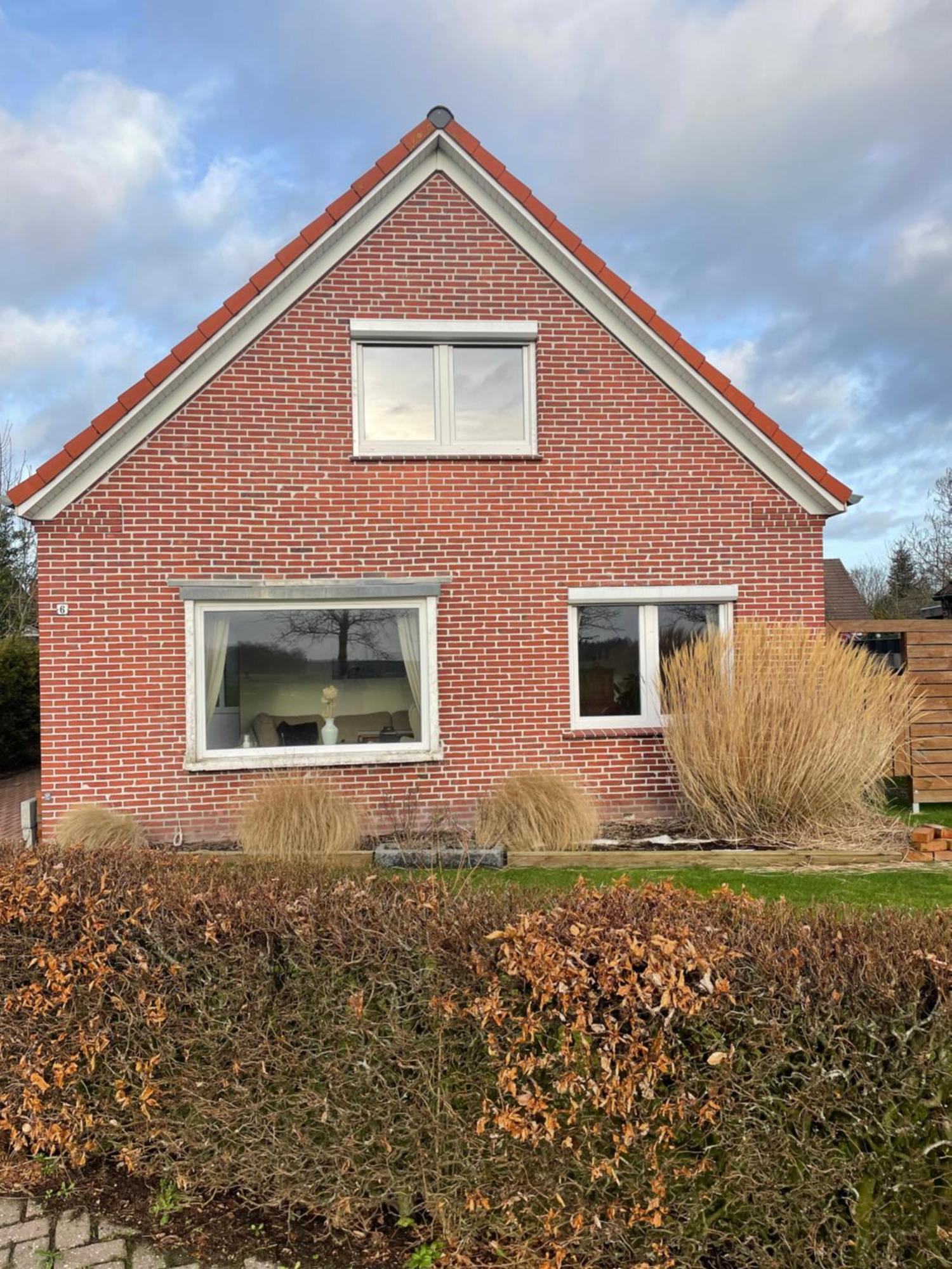 Wohnhaus In Luetetsburg Holiday home Lutetsburg